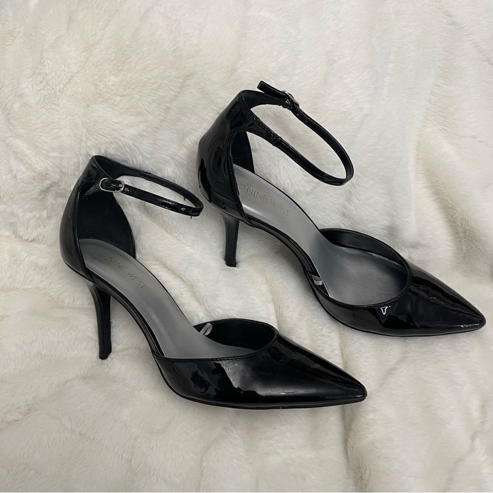 Nine West Pointed Toed Black Heels